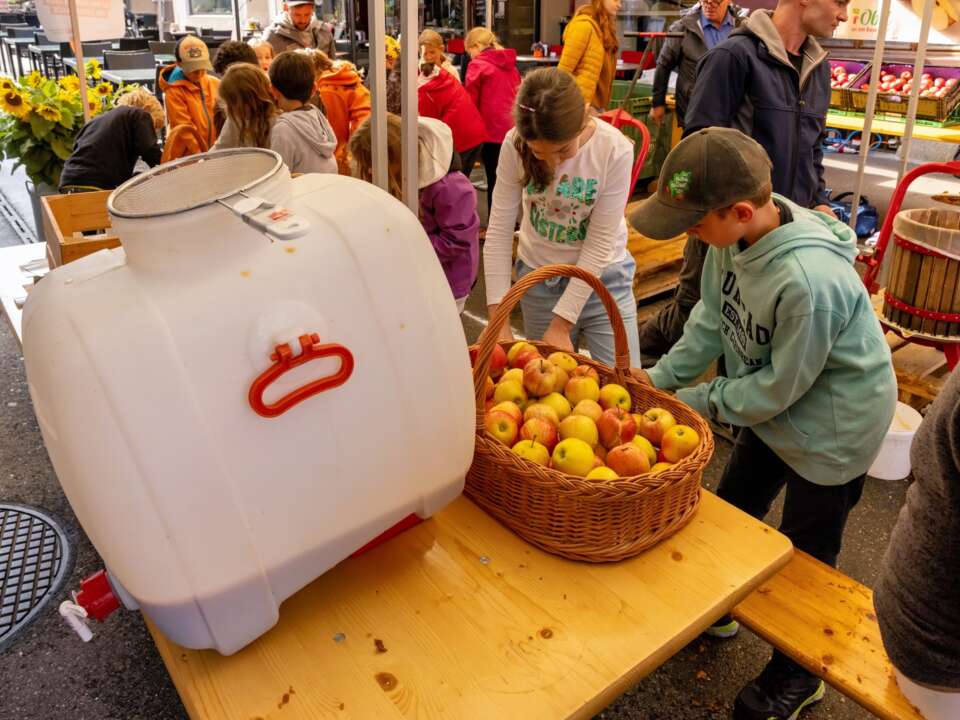 Eroeffnung BL Genusswoche Primarschulen Postenlauf