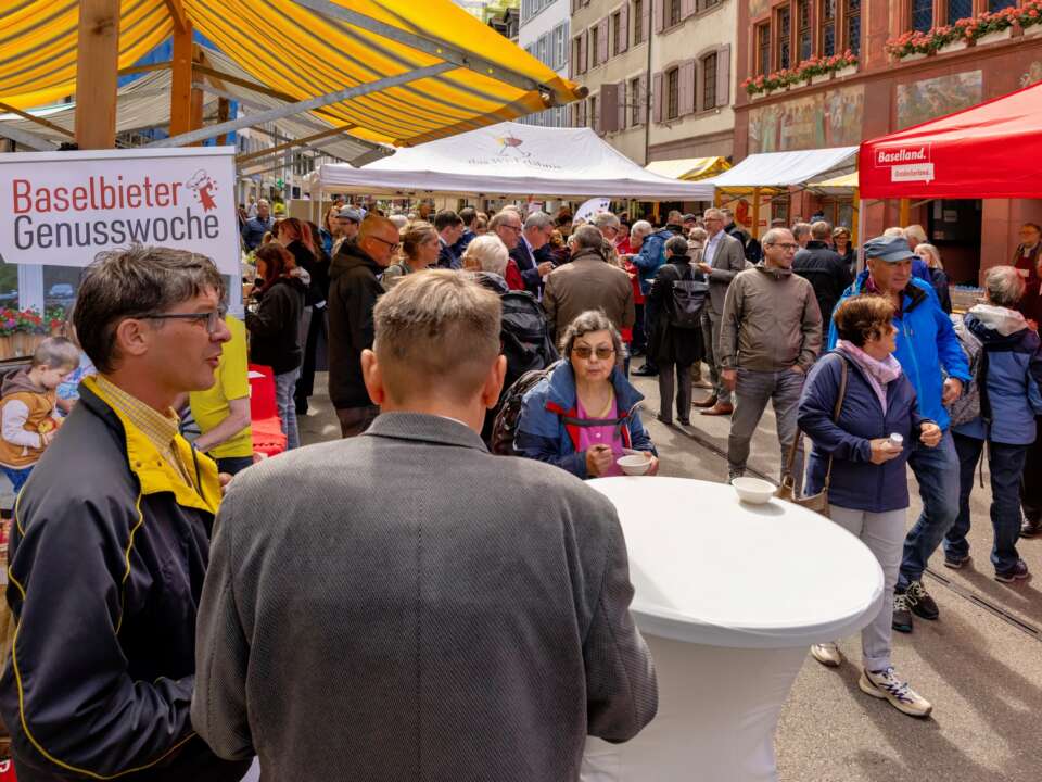 Eroeffnung Baselbieter Genusswoche 2024 Altstadt Liestal