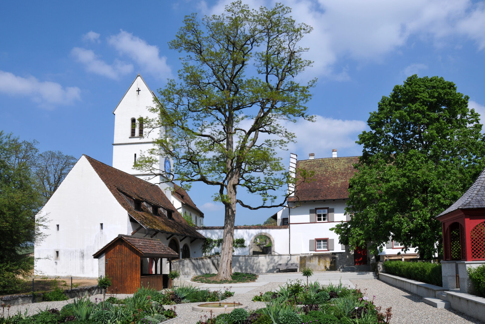 Pfarrgarten Kirche Oltingen
